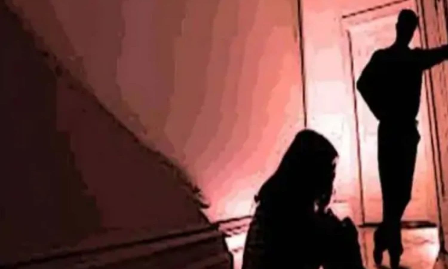  Gwalior Minor Girl Raped: नाबालिग को अगवा कर ले गया होटल, शादी का प्रस्ताव ठुकरे पर रिश्तेदार ने किया रेप!